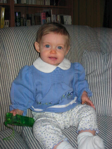 2005_01_29 Cate at 10 months.jpg
